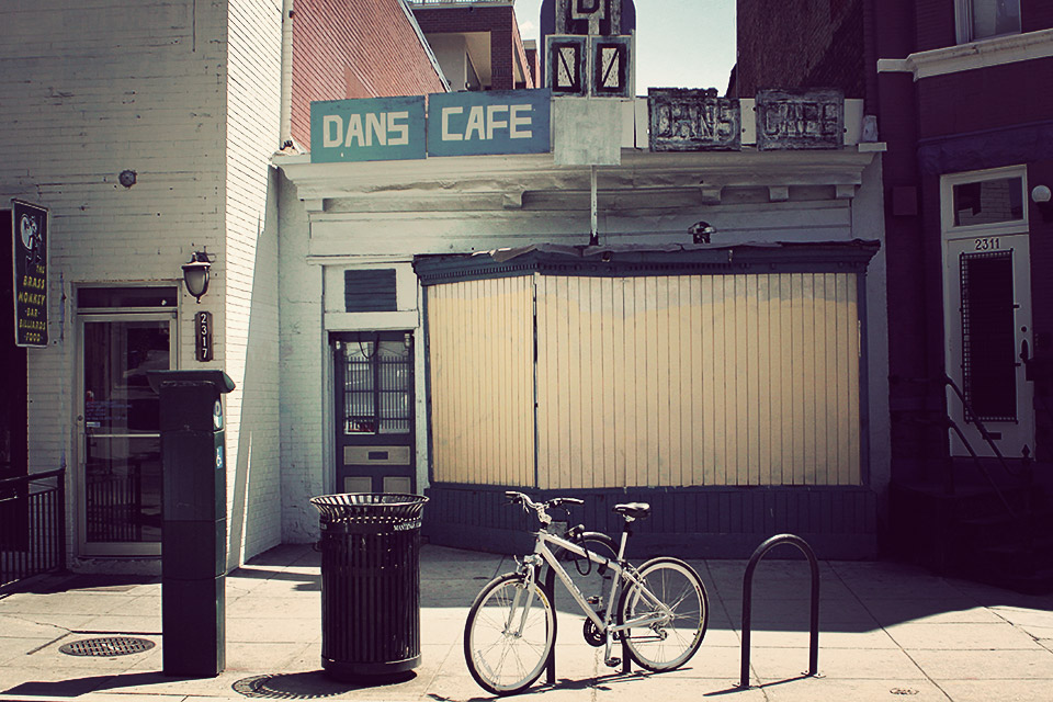 Dan's Cafe